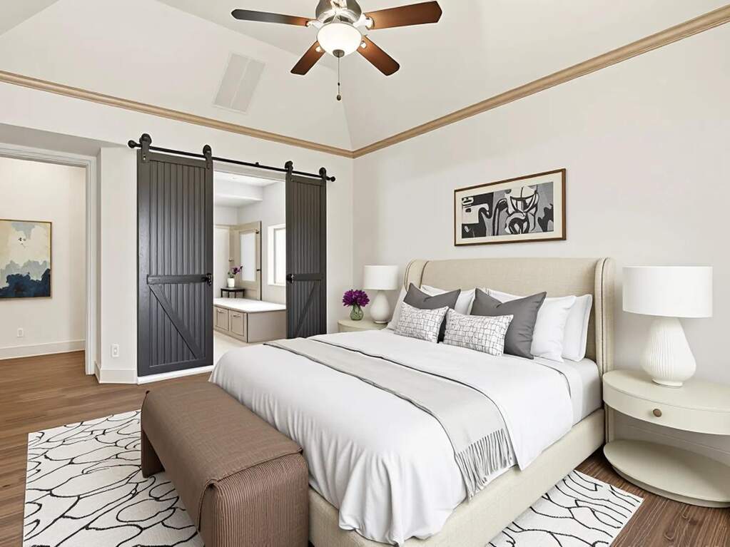 5 Bedroom Single Family Home/House's Image 6