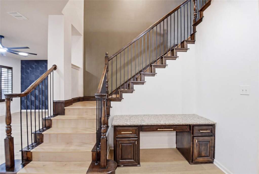 4 Bedroom Single Family Home/House's Image 8