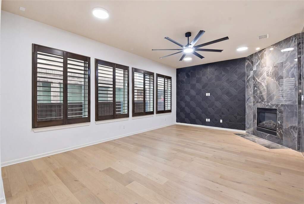 4 Bedroom Single Family Home/House's Image 5