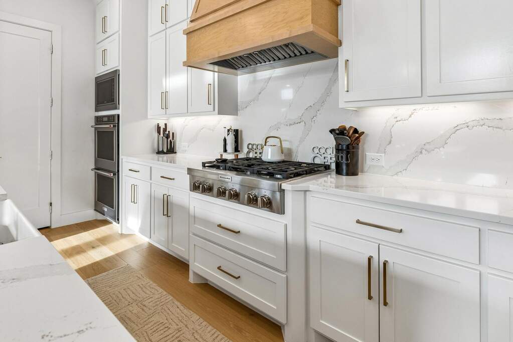 4 Bedroom Single Family Home/House's Image 10