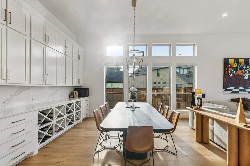 4 Bedroom Single Family Home/House's Image 12