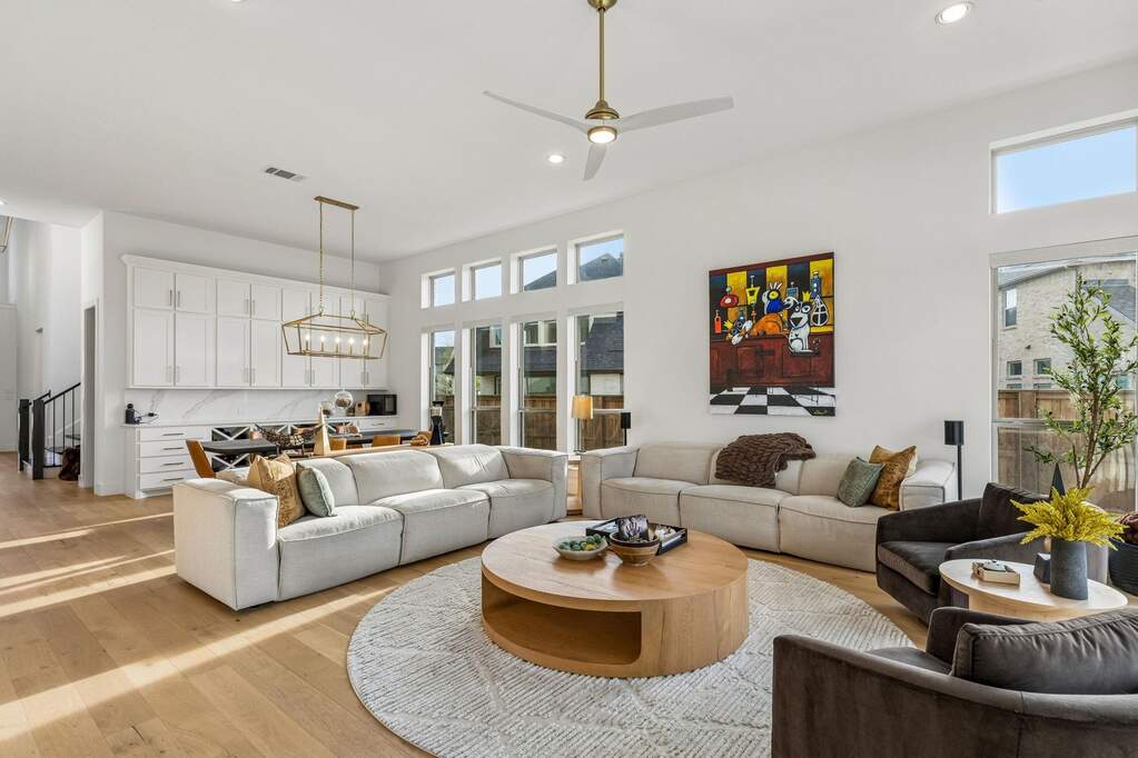 4 Bedroom Single Family Home/House's Image 13