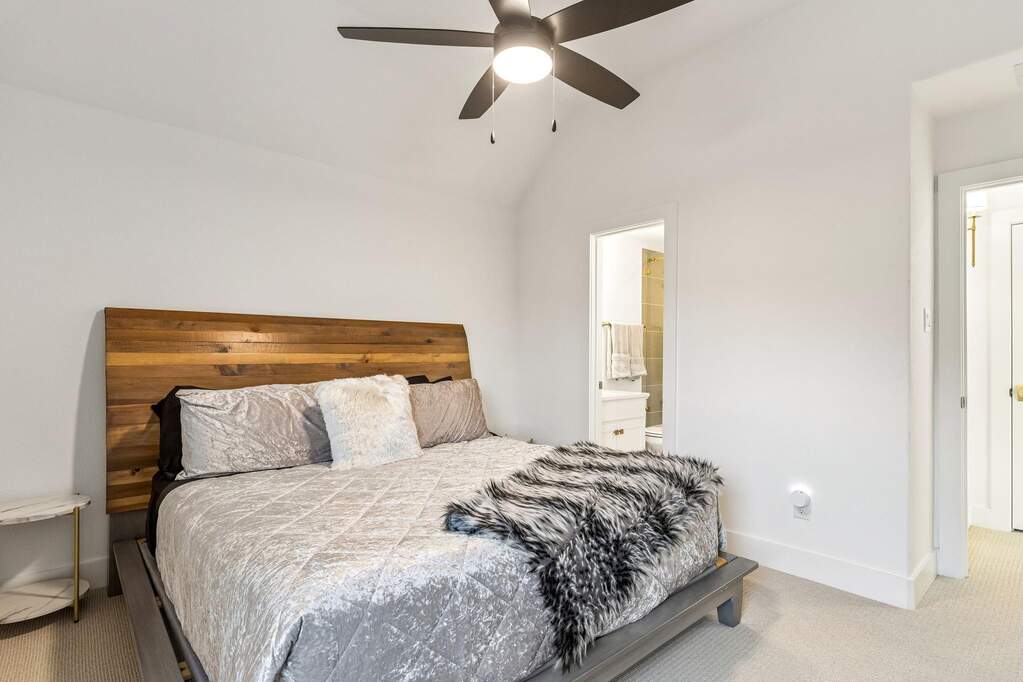 4 Bedroom Single Family Home/House's Image 19