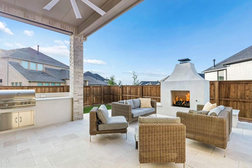 4 Bedroom Single Family Home/House's Image 5