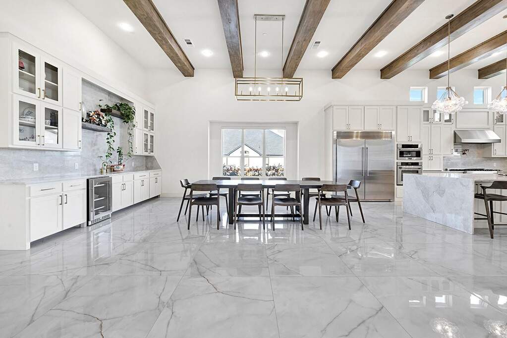 4 Bedroom Single Family Home/House's Image 12