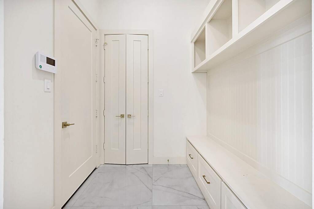 4 Bedroom Single Family Home/House's Image 25
