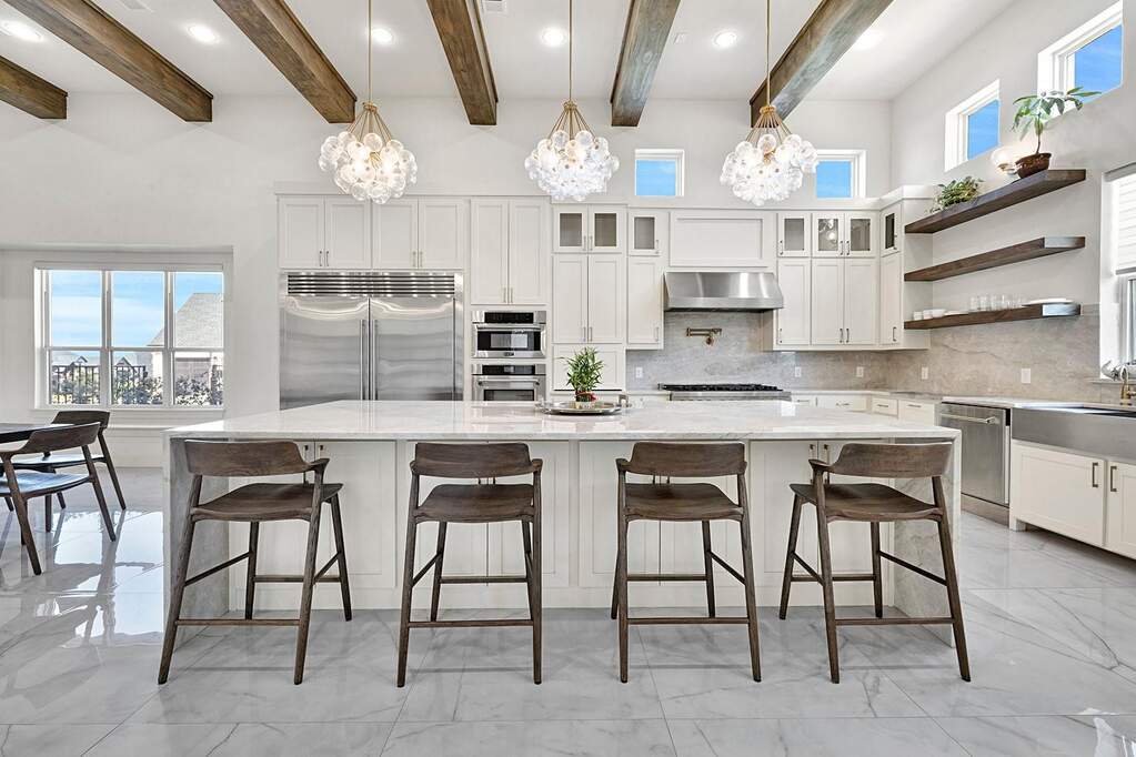 4 Bedroom Single Family Home/House's Image 5