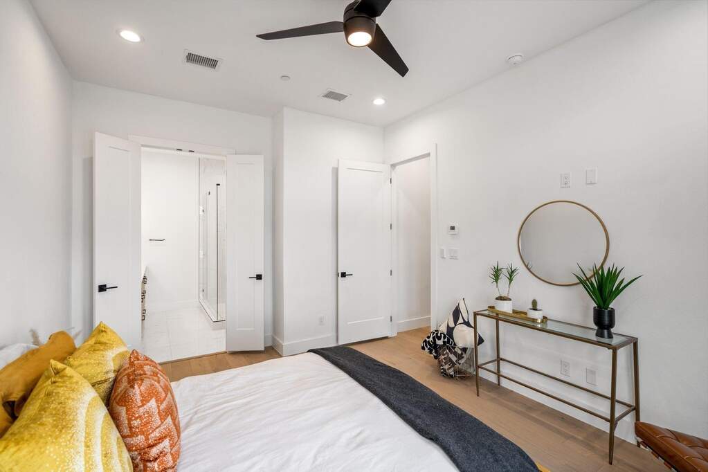 2 Bedroom Apartment/Flat's Image 19