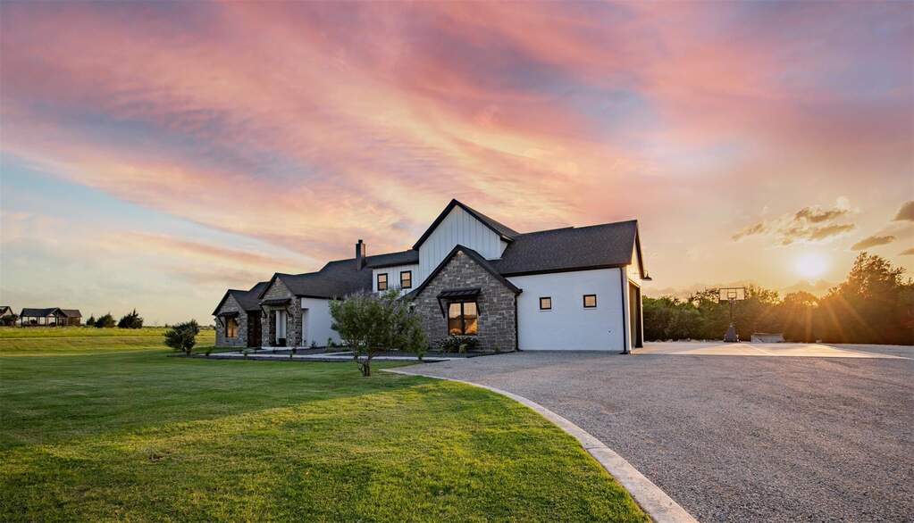 Enjoy stunning Texas sunsets with wide open spaces