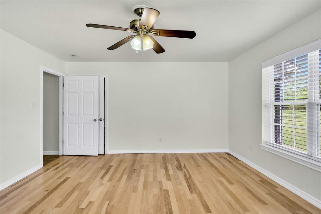 4 Bedroom Single Family Home/House's Image 13