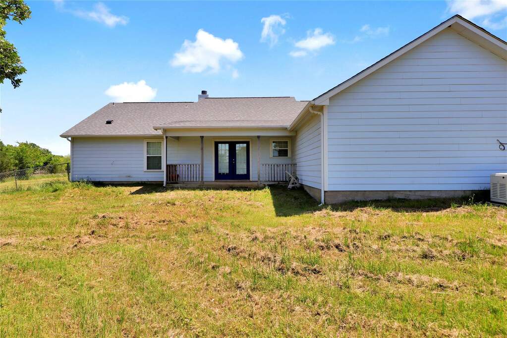 4 Bedroom Single Family Home/House's Image 25
