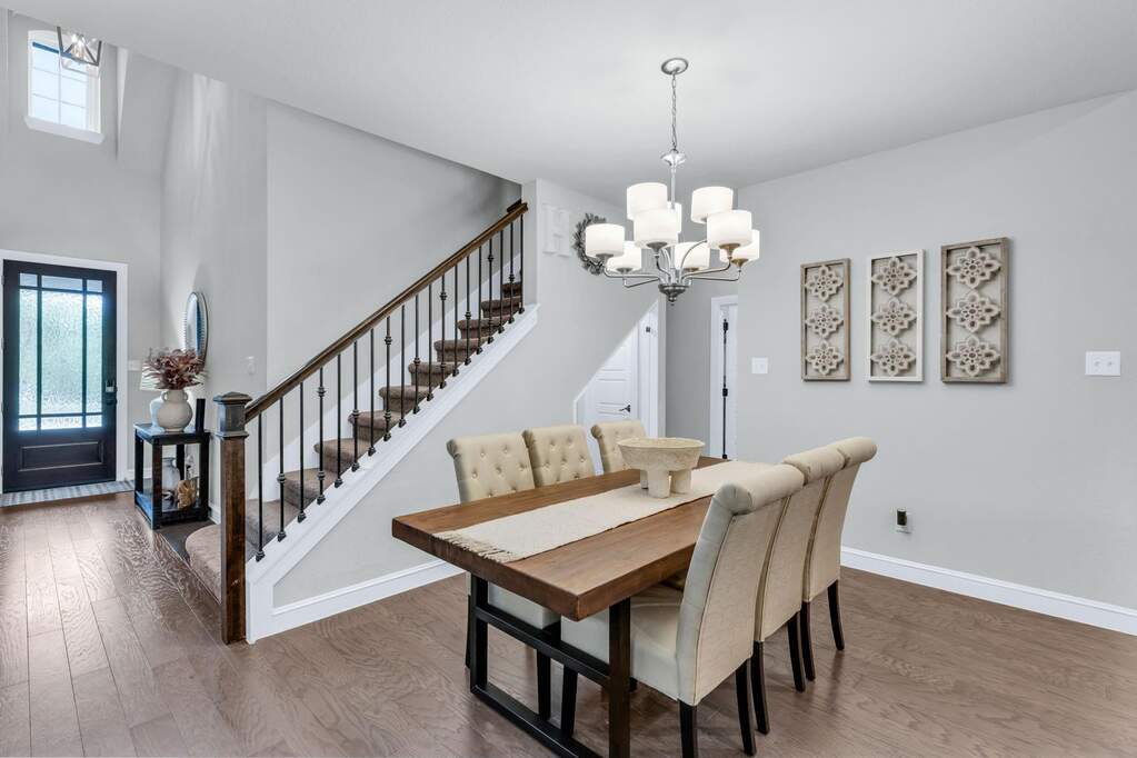 4 Bedroom Single Family Home/House's Image 9
