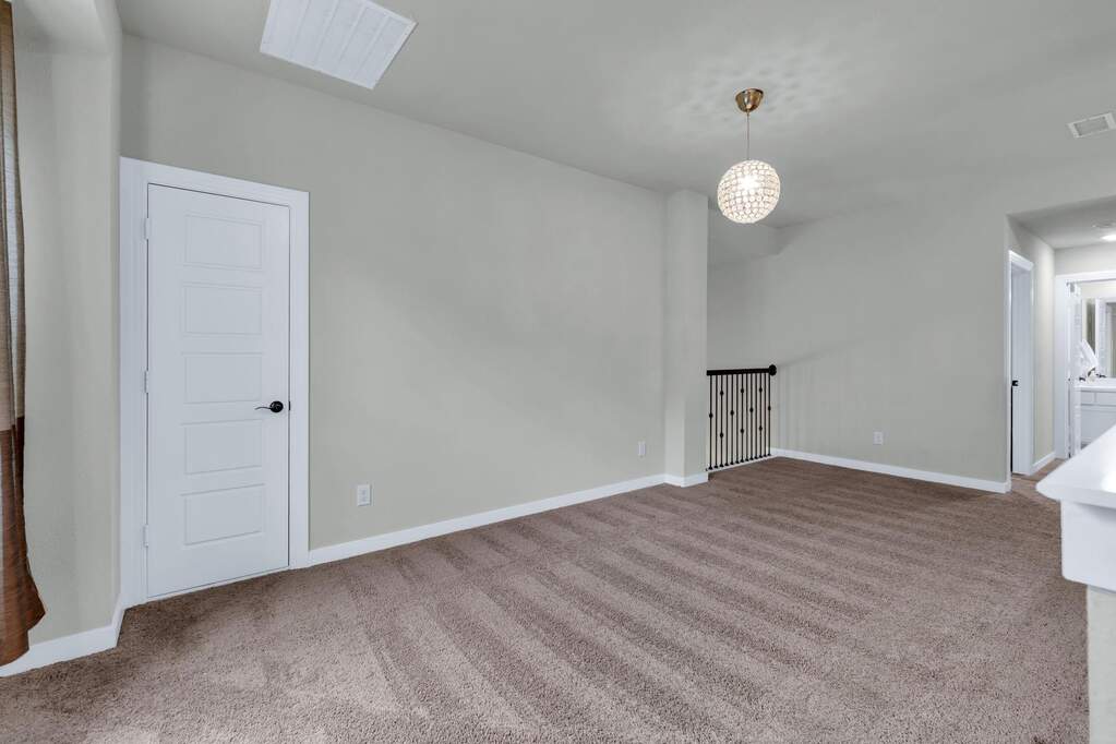 4 Bedroom Single Family Home/House's Image 20