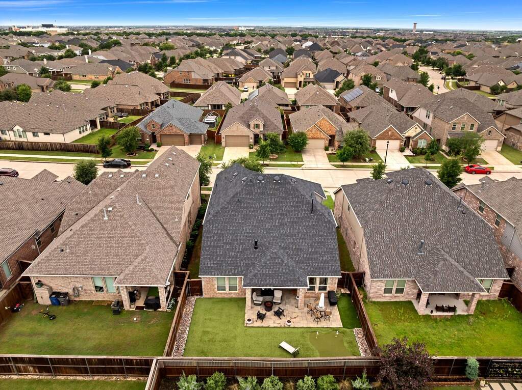 4 Bedroom Single Family Home/House's Image 31