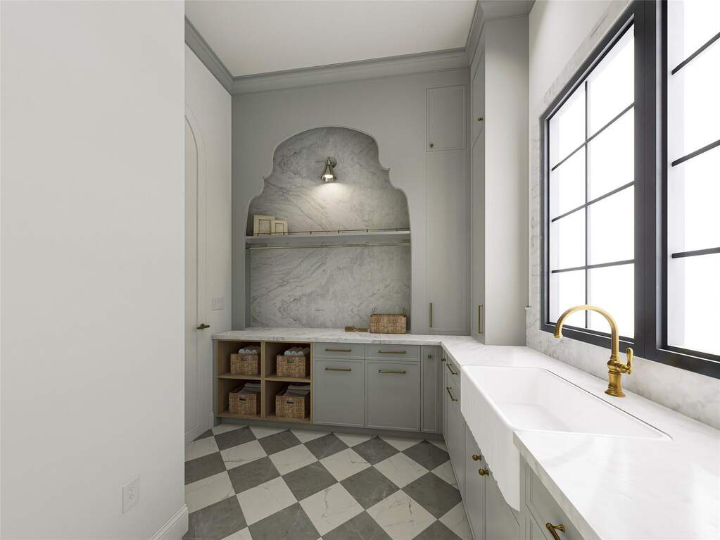 5 Bedroom Single Family Home/House's Image 21