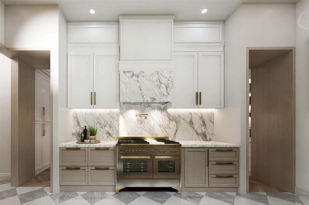 5 Bedroom Single Family Home/House's Image 10
