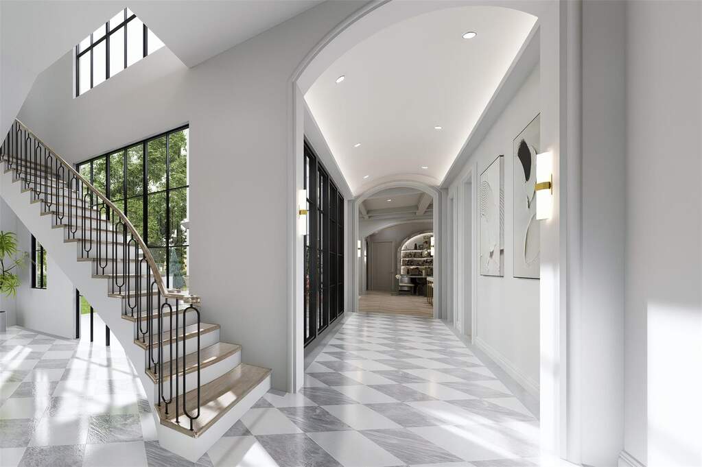 5 Bedroom Single Family Home/House's Image 14
