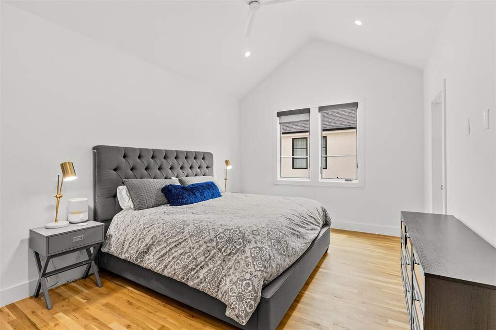 2 Bedroom Apartment/Flat's Image 11