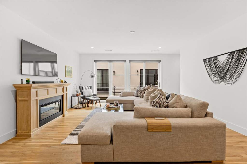 2 Bedroom Apartment/Flat's Image 3