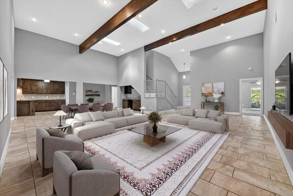 4 Bedroom Single Family Home/House's Image 10