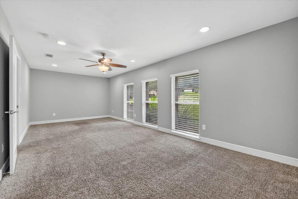 4 Bedroom Single Family Home/House's Image 17