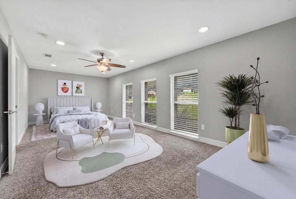4 Bedroom Single Family Home/House's Image 19