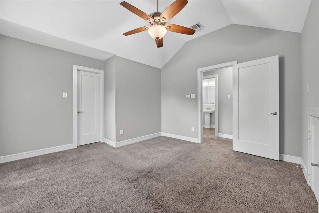 4 Bedroom Single Family Home/House's Image 30