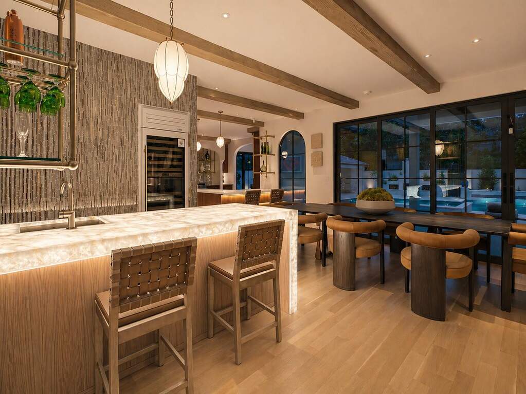 5 Bedroom Single Family Home/House's Image 16