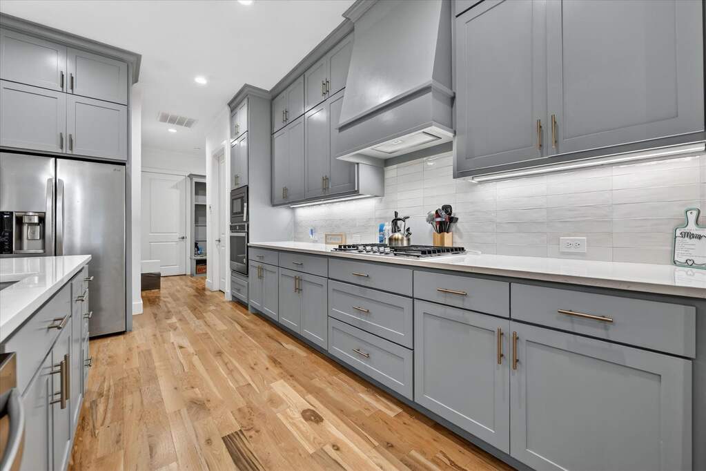 4 Bedroom Single Family Home/House's Image 9
