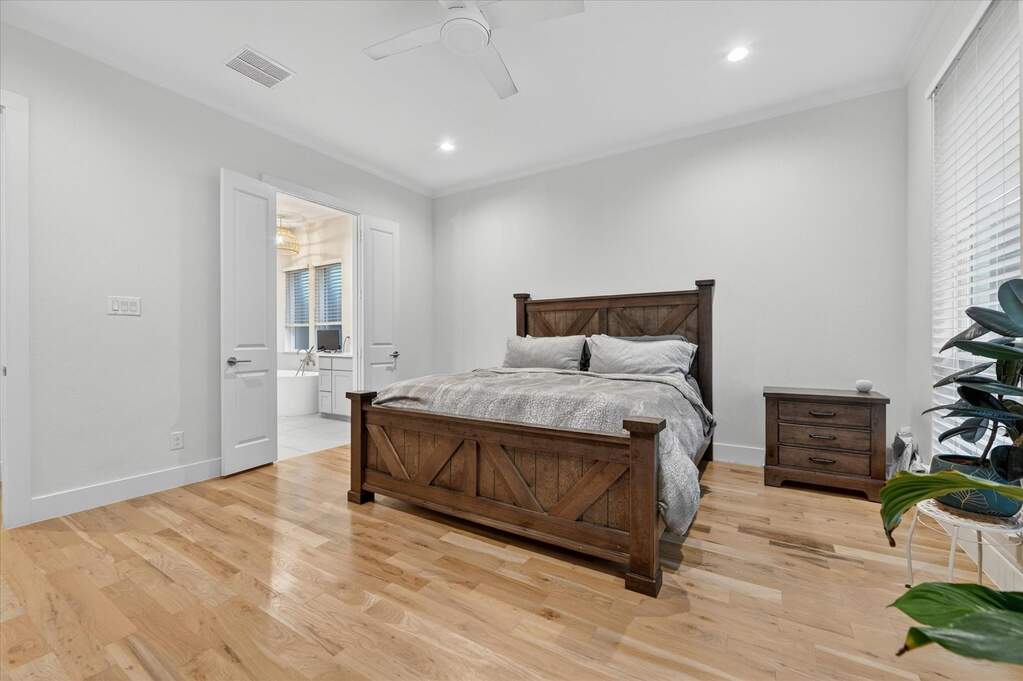 4 Bedroom Single Family Home/House's Image 12