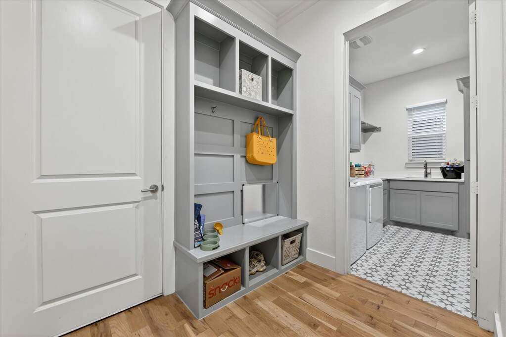 4 Bedroom Single Family Home/House's Image 18