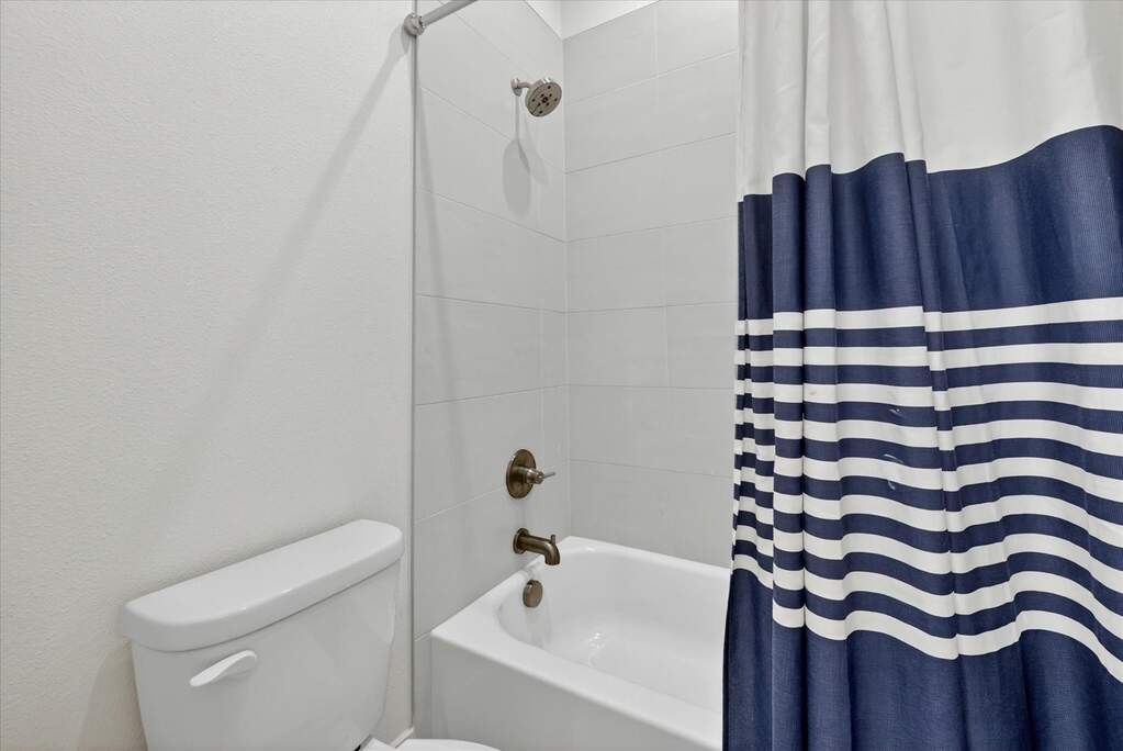 4 Bedroom Single Family Home/House's Image 26