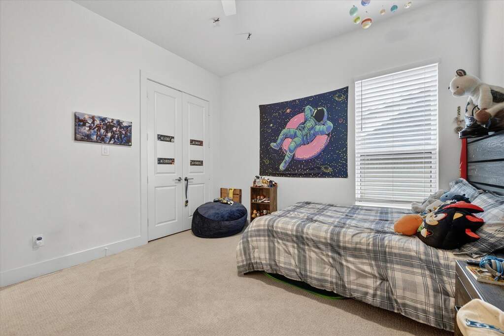 4 Bedroom Single Family Home/House's Image 33