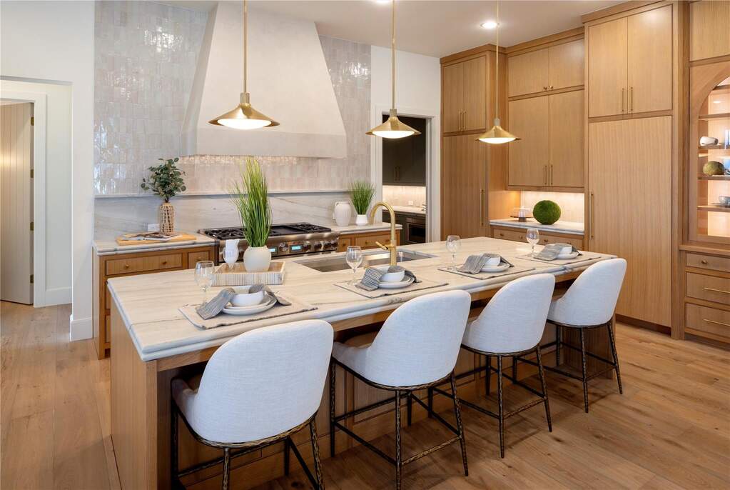 4 Bedroom Single Family Home/House's Image 11