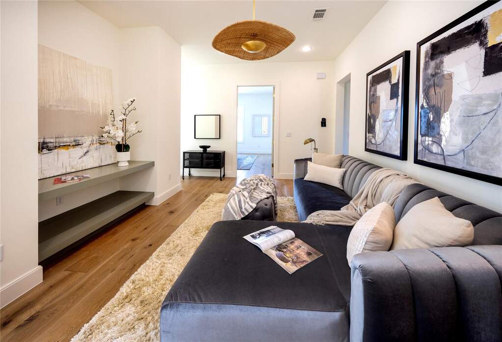 4 Bedroom Single Family Home/House's Image 30