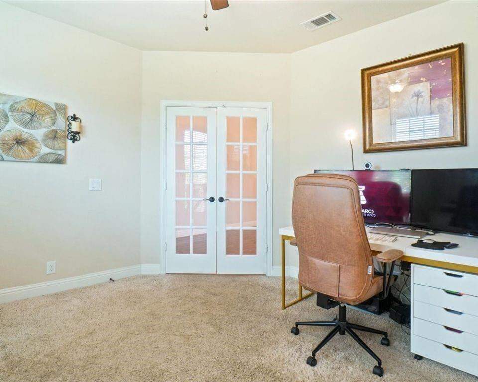 4 Bedroom Single Family Home/House's Image 14