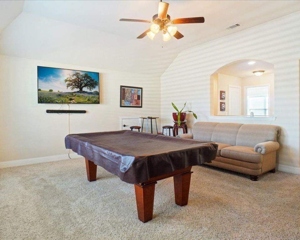 4 Bedroom Single Family Home/House's Image 25
