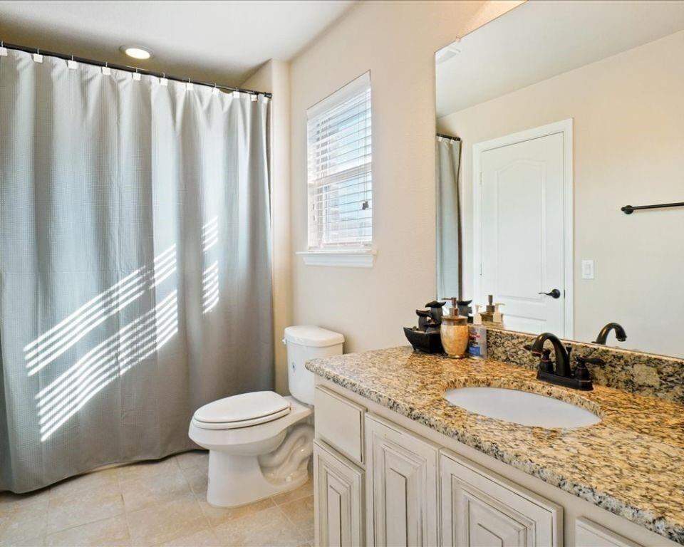 4 Bedroom Single Family Home/House's Image 29