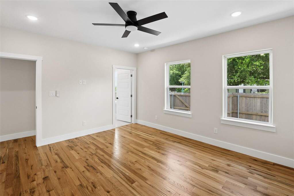 4 Bedroom Single Family Home/House's Image 17