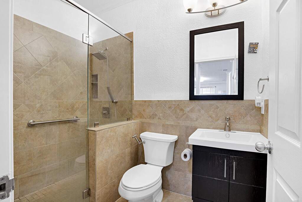 4 Bedroom Single Family Home/House's Image 11
