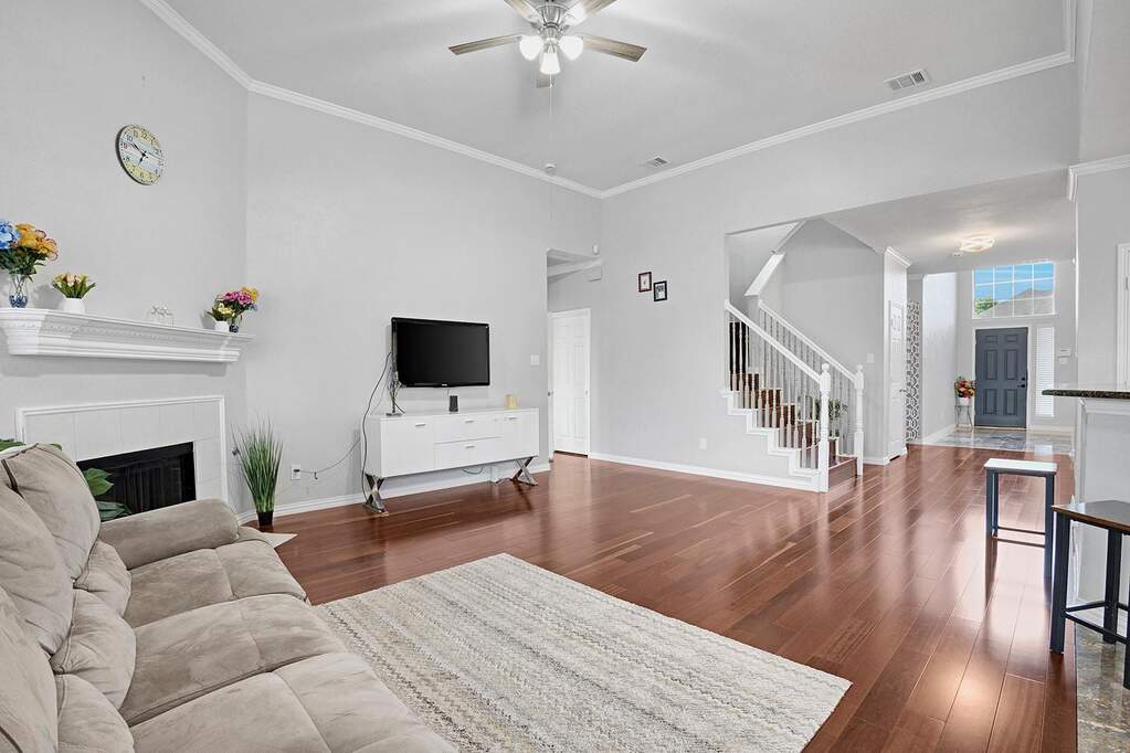 4 Bedroom Single Family Home/House's Image 17