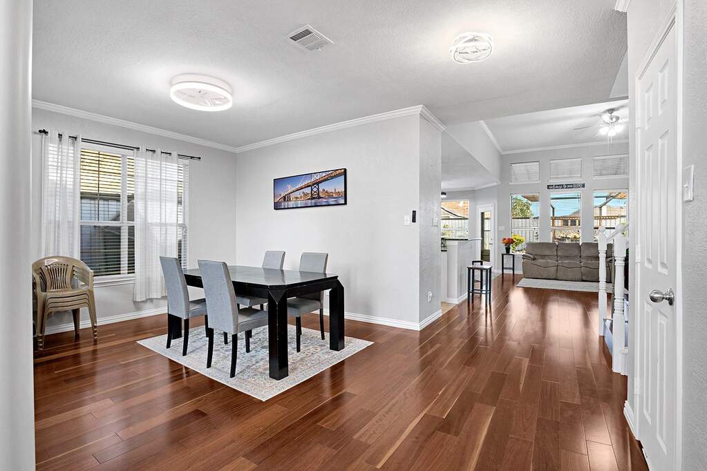 4 Bedroom Single Family Home/House's Image 19