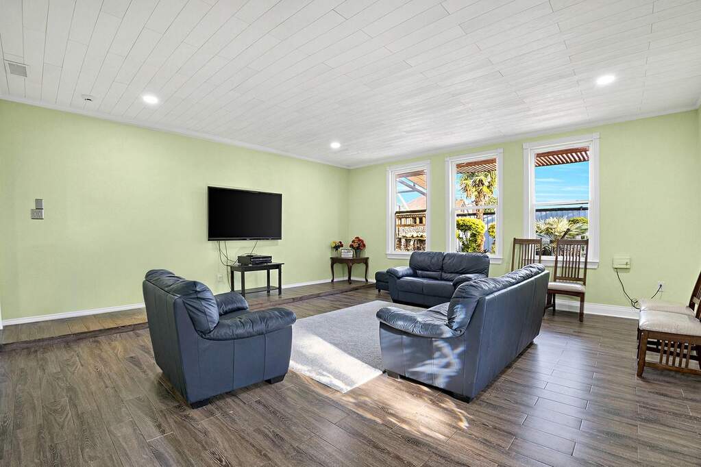 4 Bedroom Single Family Home/House's Image 22