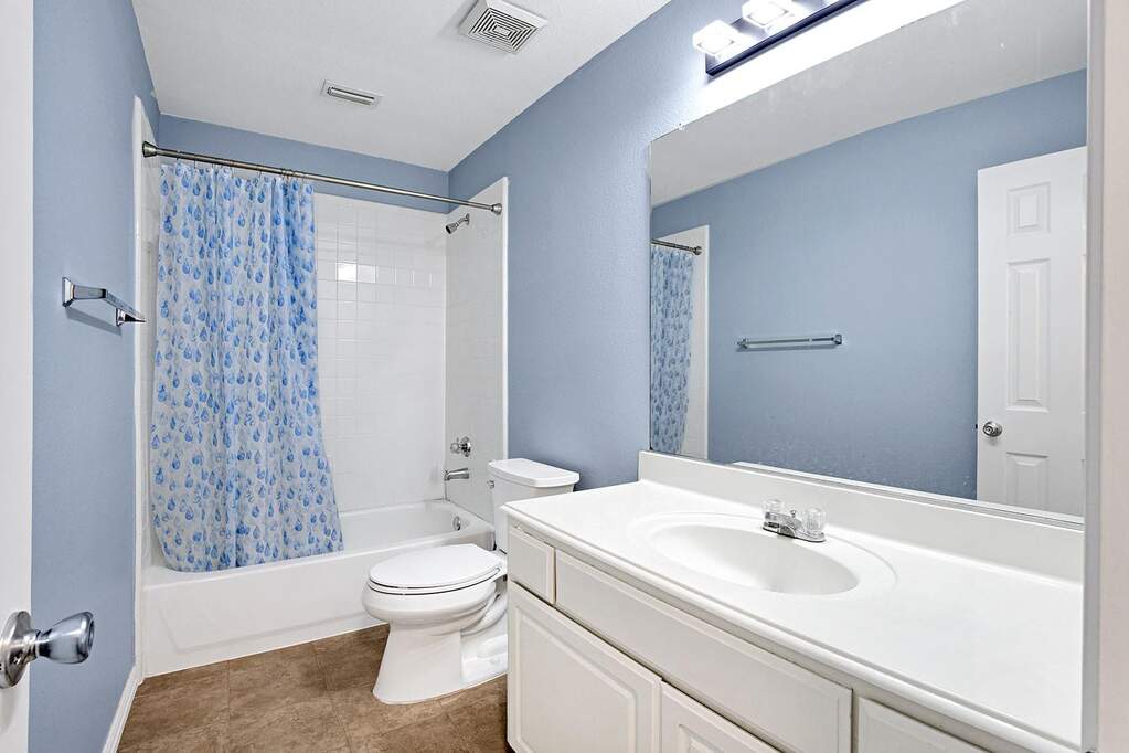 4 Bedroom Single Family Home/House's Image 28