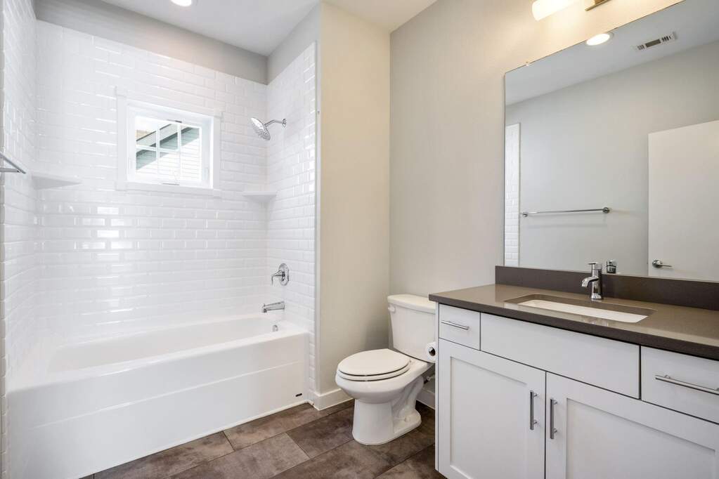 3 Bedroom Single Family Home/House's Image 13