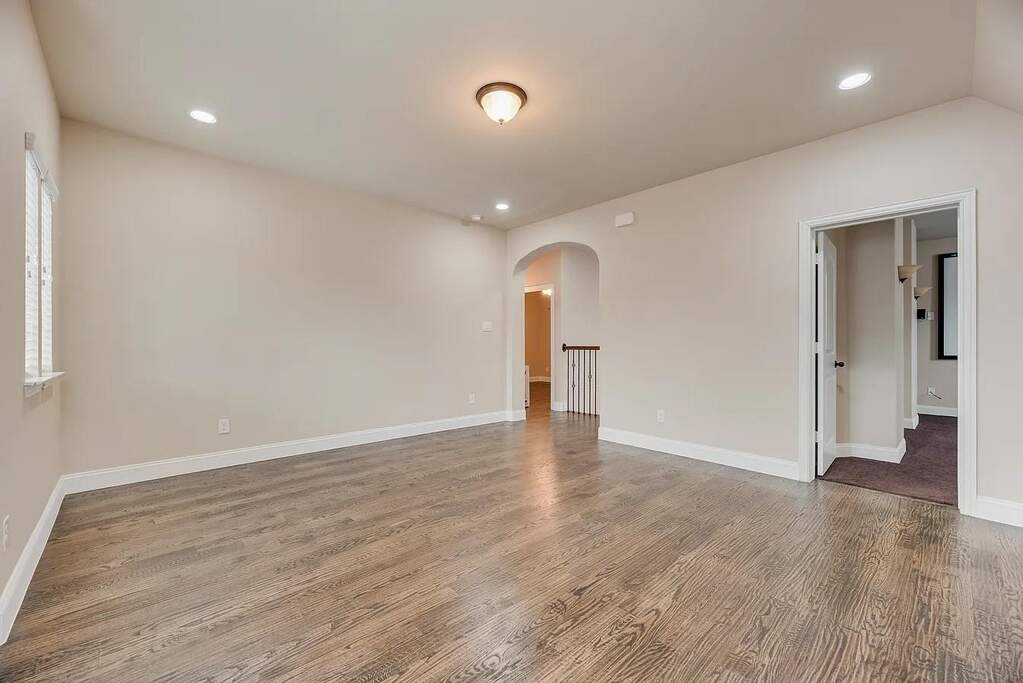 4 Bedroom Single Family Home/House's Image 14