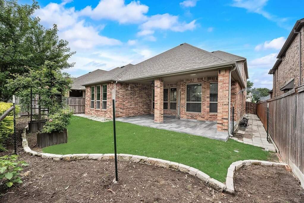 4 Bedroom Single Family Home/House's Image 25