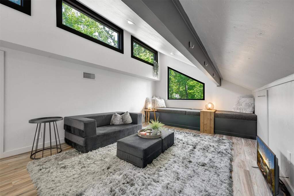 3 Bedroom Single Family Home/House's Image 18
