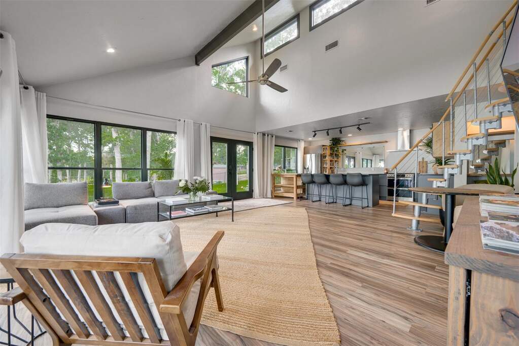 3 Bedroom Single Family Home/House's Image 6
