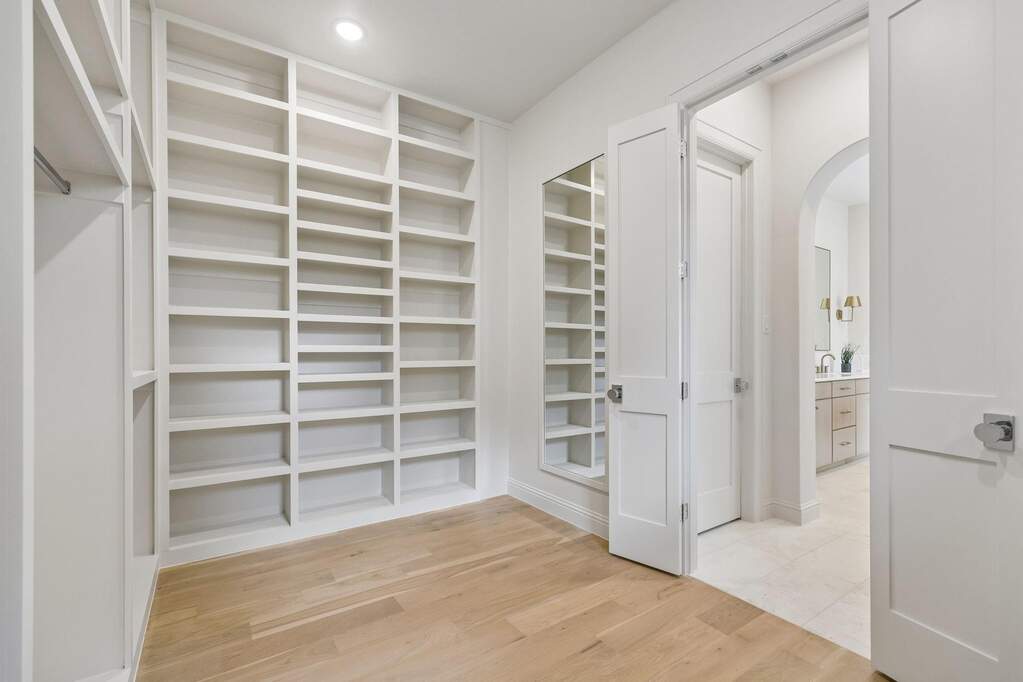 4 Bedroom Single Family Home/House's Image 19